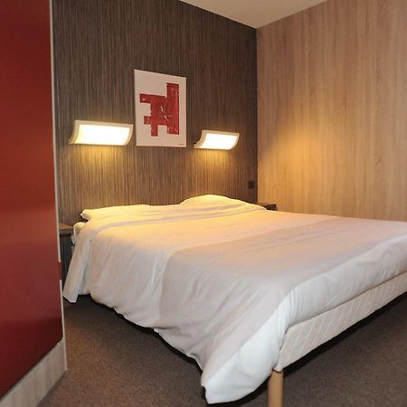 Hotel 4 Saisons Onet-le-Château Zewnętrze zdjęcie