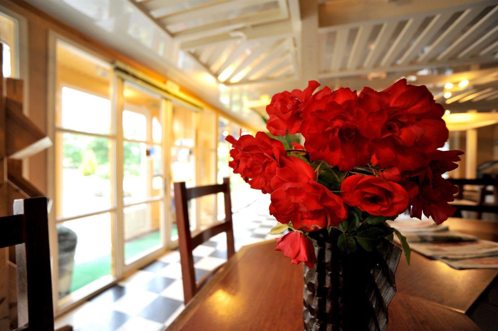 Hotel 4 Saisons Onet-le-Château Zewnętrze zdjęcie